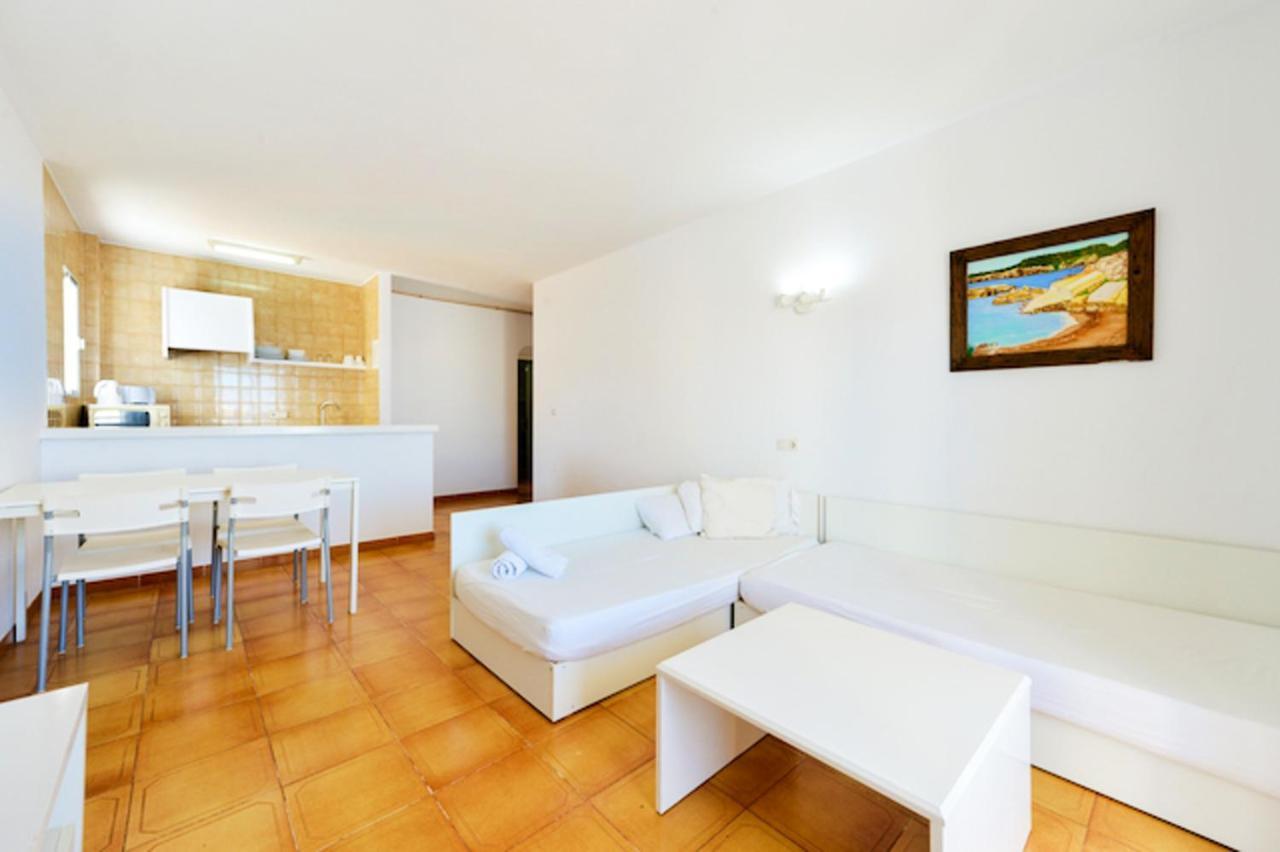 One Bedroom Appartement With Sea View Shared Pool And Furnished Balcony At Sant Josep De Sa Talaia Exterior photo